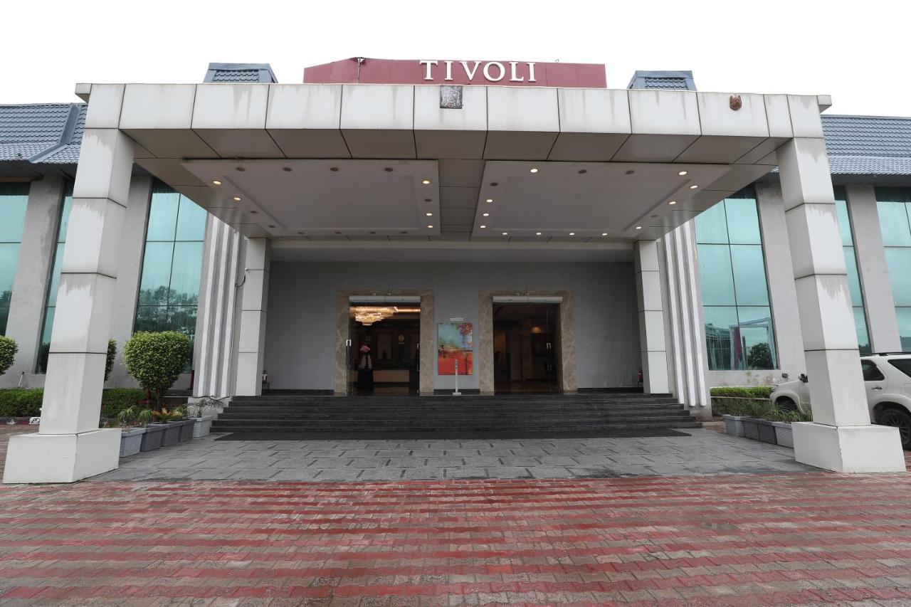 Tivoli Royal Palace Janauli Kültér fotó